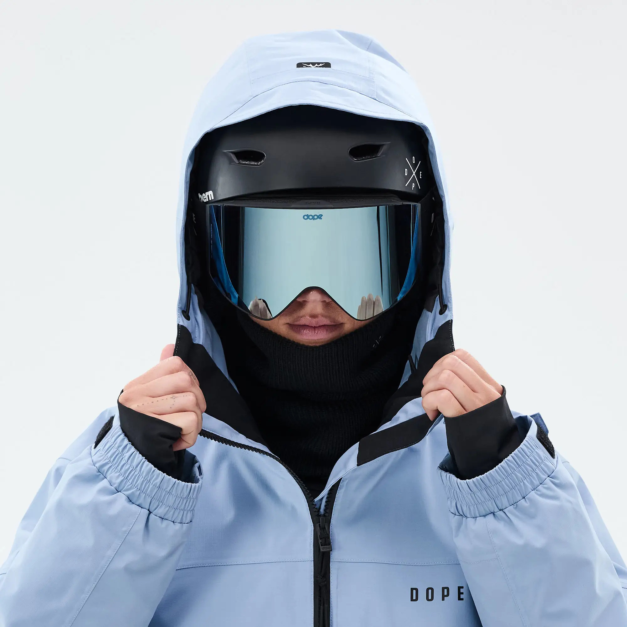 capucha protectora contra tormentas